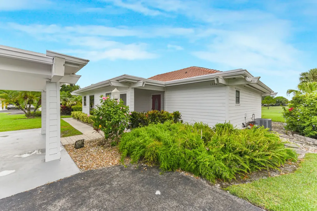 13867 Eastpointe Way Palm Beach Gardens FL 33418