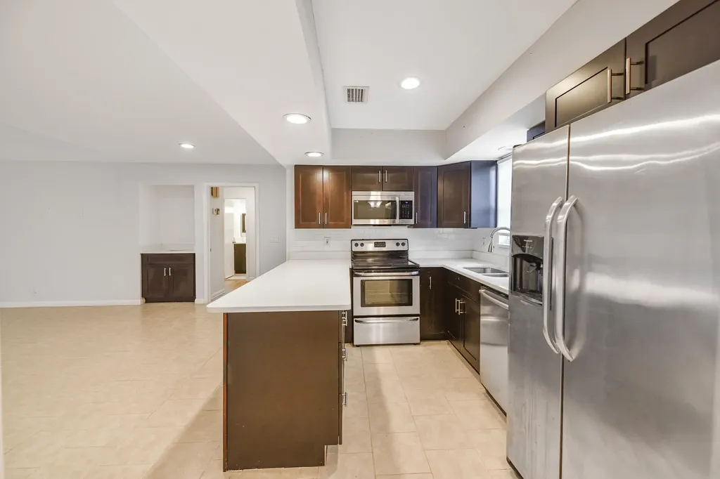 13867 Eastpointe Way Palm Beach Gardens FL 33418