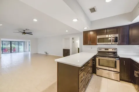 13867 Eastpointe Way Palm Beach Gardens FL 33418