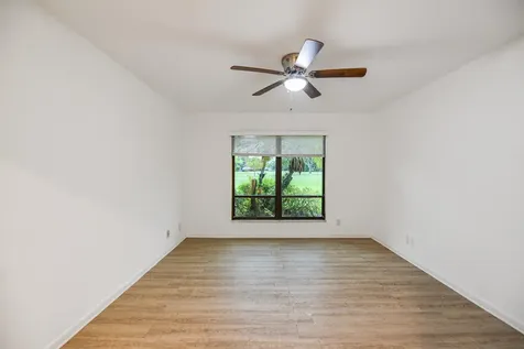 13867 Eastpointe Way Palm Beach Gardens FL 33418