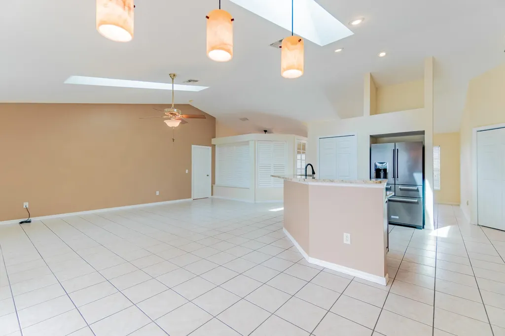 5593 NW Wesley Road Port St Lucie FL 34986