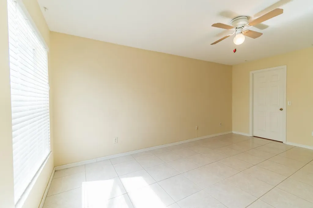 5593 NW Wesley Road Port St Lucie FL 34986