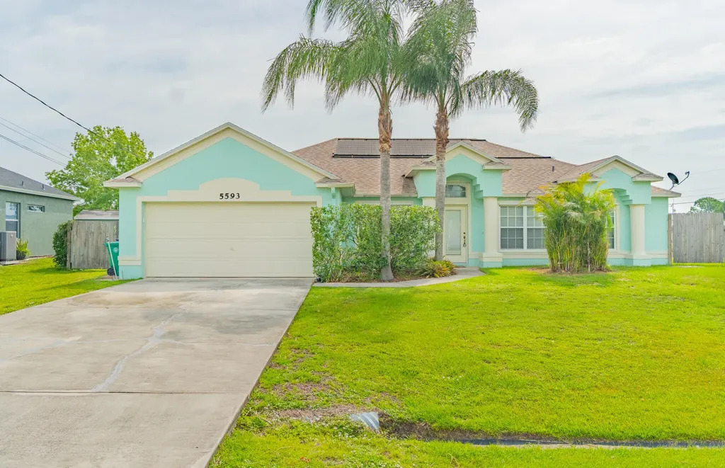 5593 NW Wesley Road Port St Lucie FL 34986