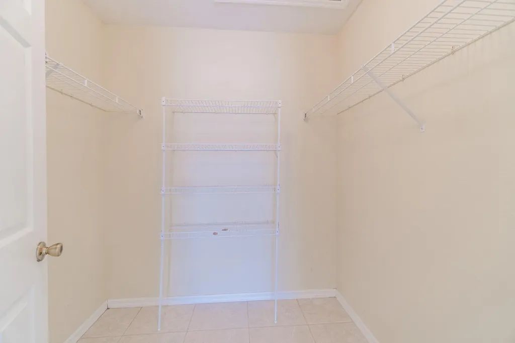 5593 NW Wesley Road Port St Lucie FL 34986