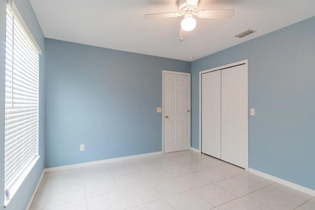 5593 NW Wesley Road Port St Lucie FL 34986