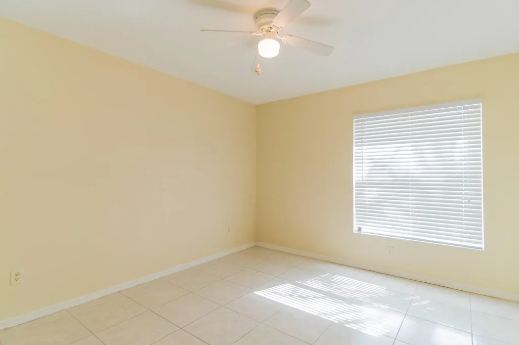 5593 NW Wesley Road Port St Lucie FL 34986