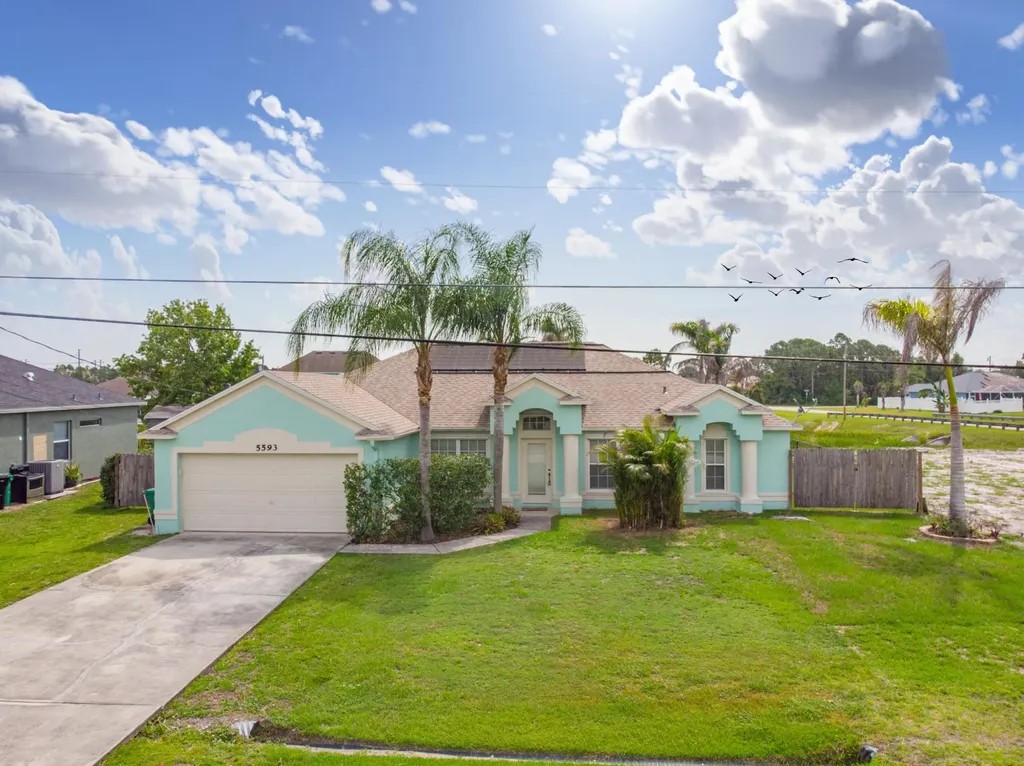 5593 NW Wesley Road Port St Lucie FL 34986