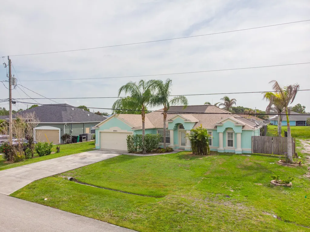 5593 NW Wesley Road Port St Lucie FL 34986