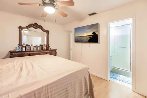 Lauderdale Lakes FL 33309