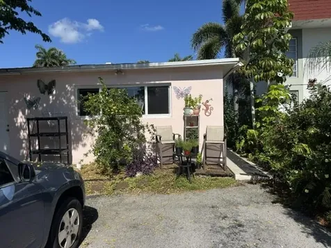 1503 Hayes Street Hollywood FL 33020