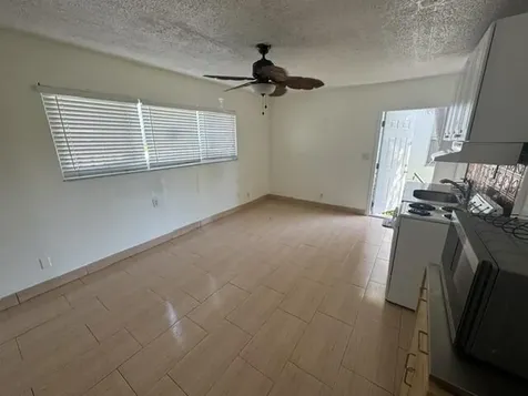1503 Hayes Street Hollywood FL 33020