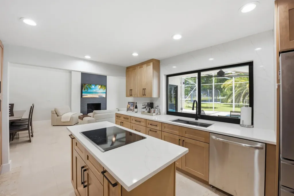 11200 NW 33rd Street Coral Springs FL 33065