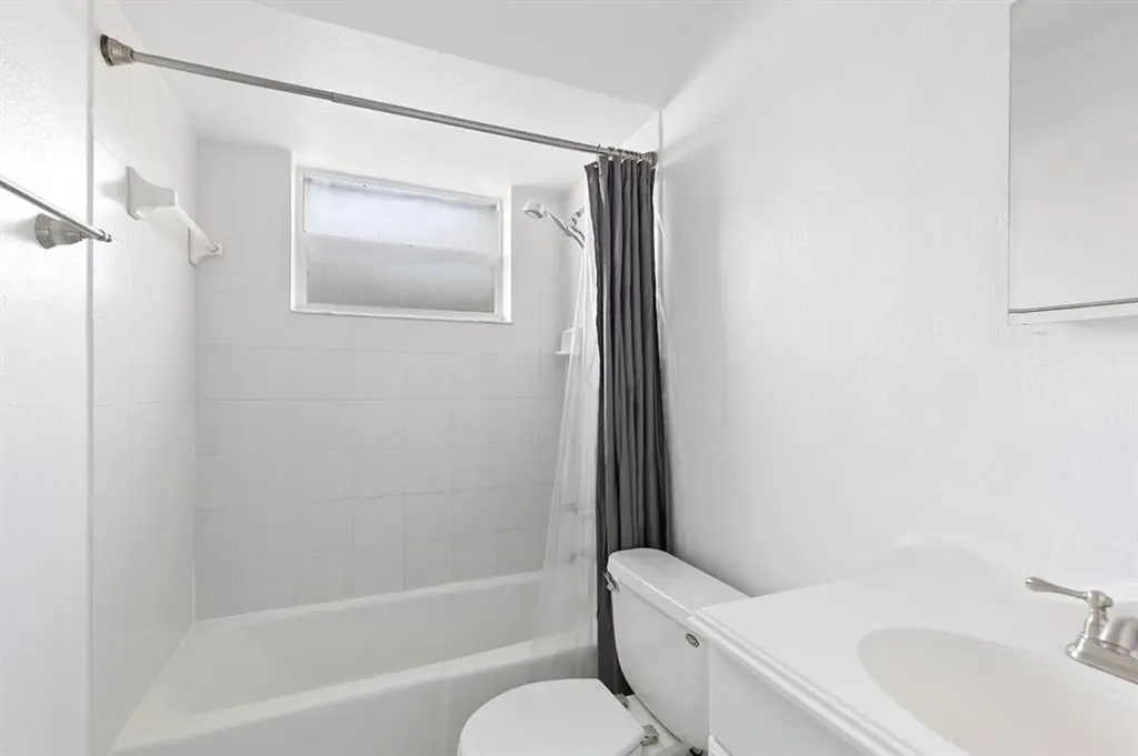 821 SW 4th Street Fort Lauderdale FL 33315