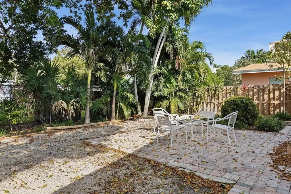 821 SW 4th Street Fort Lauderdale FL 33315