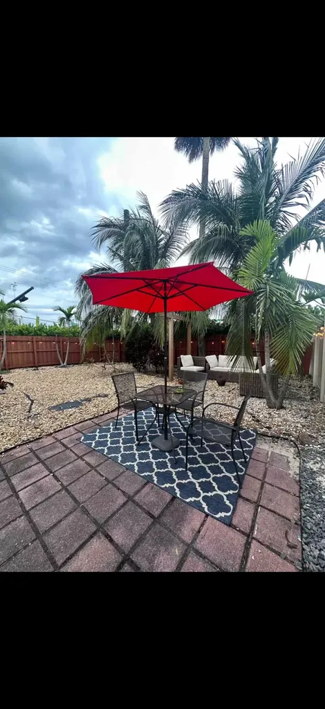 400 SW 12th Fort Lauderdale FL 33315