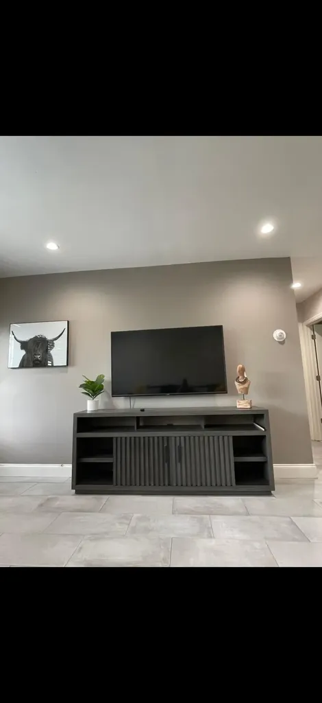 400 SW 12th Fort Lauderdale FL 33315
