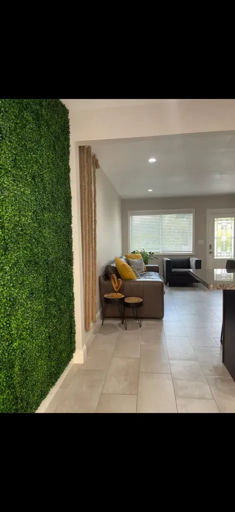 400 SW 12th Fort Lauderdale FL 33315