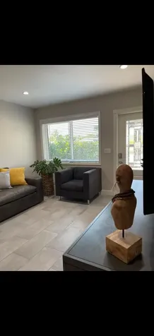 400 SW 12th Fort Lauderdale FL 33315
