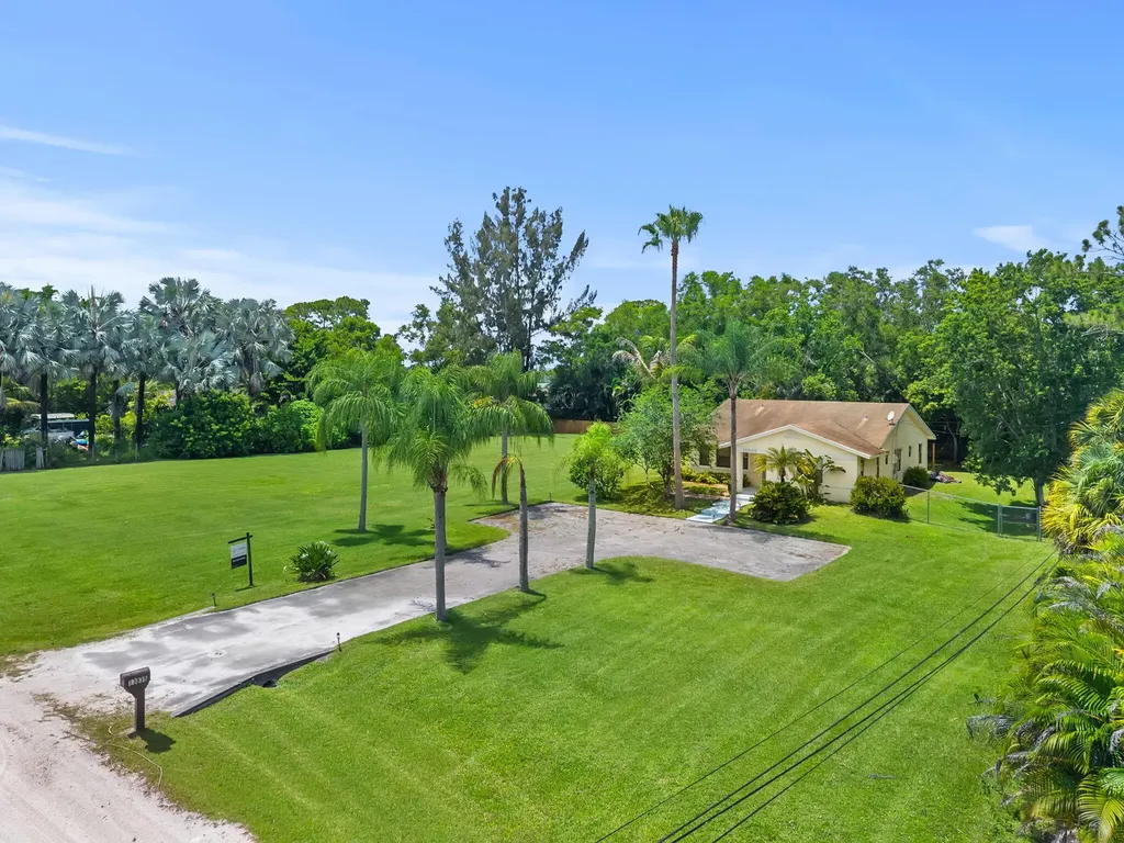 13835 49th Street N West Palm Beach FL 33411