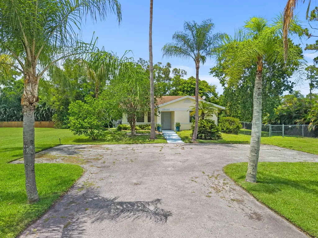 13835 49th Street N West Palm Beach FL 33411