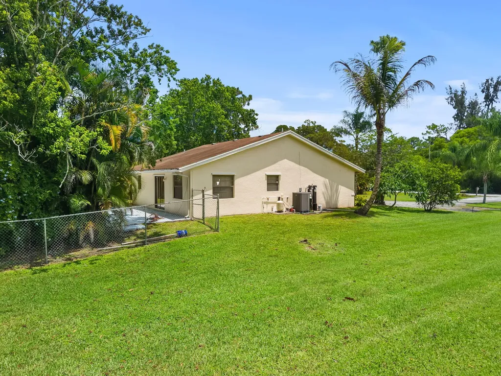 13835 49th Street N West Palm Beach FL 33411