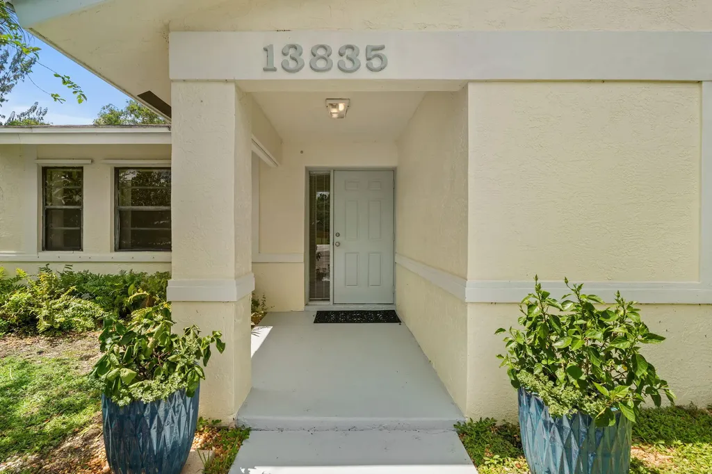 13835 49th Street N West Palm Beach FL 33411