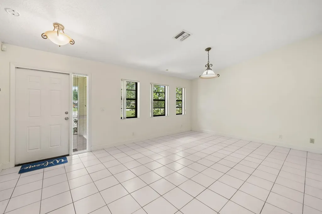 13835 49th Street N West Palm Beach FL 33411