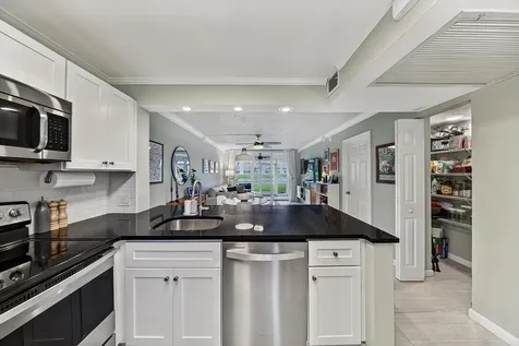 9420 Poinciana Place Davie FL 33324