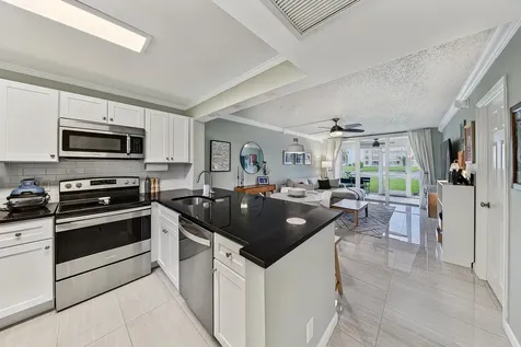 9420 Poinciana Place Davie FL 33324