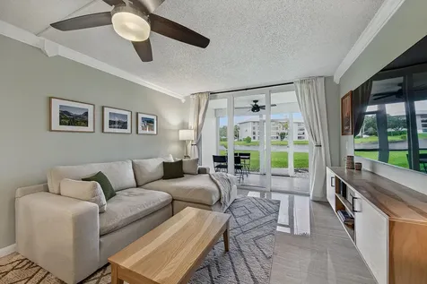 9420 Poinciana Place Davie FL 33324