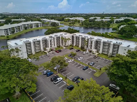 9420 Poinciana Place Davie FL 33324