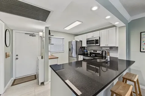 9420 Poinciana Place Davie FL 33324