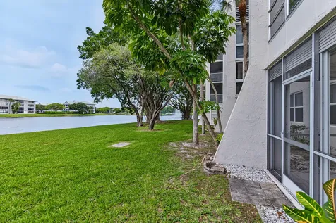 9420 Poinciana Place Davie FL 33324
