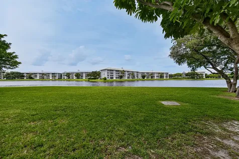 9420 Poinciana Place Davie FL 33324