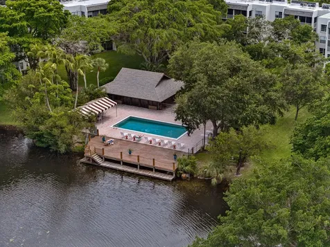 9420 Poinciana Place Davie FL 33324