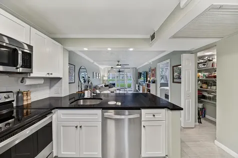 9420 Poinciana Place Davie FL 33324