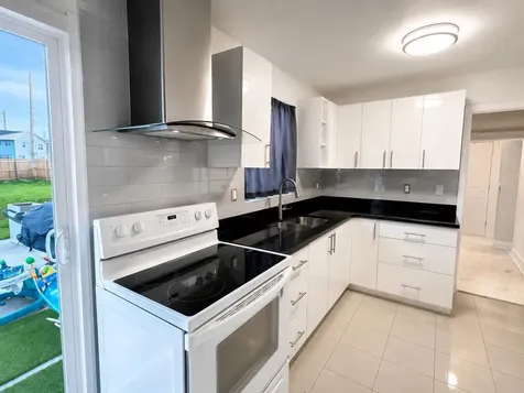1545 S 24th Way Riviera Beach FL 33404