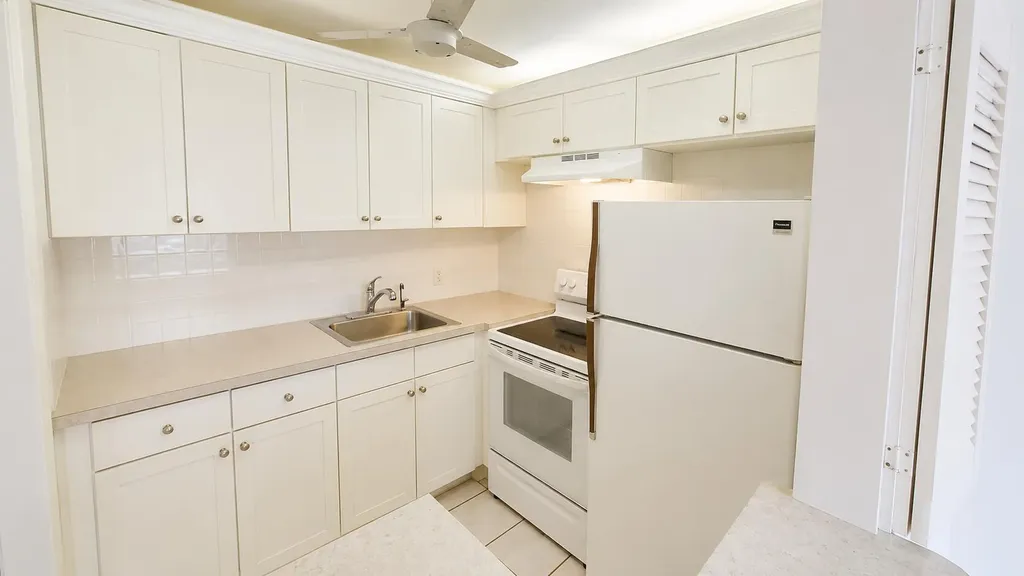 338 Camden O West Palm Beach FL 33417