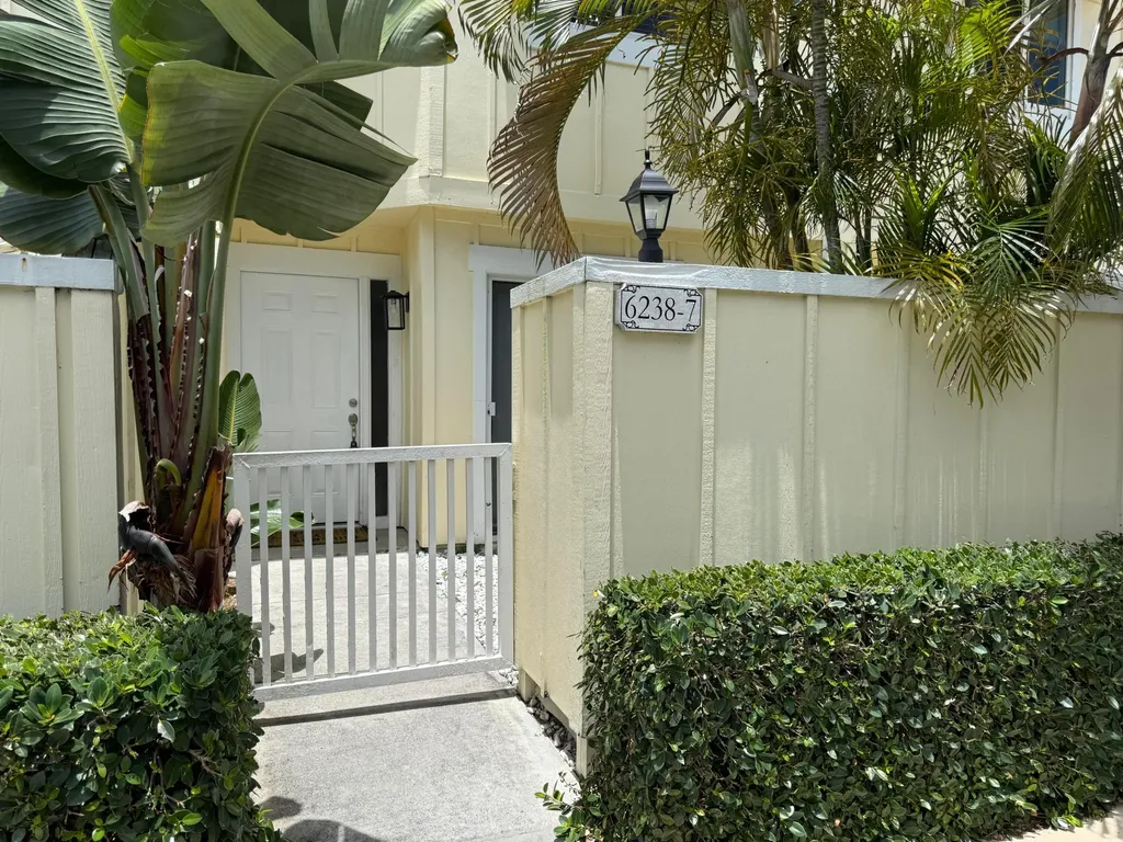 6238 Riverwalk Lane Jupiter FL 33458