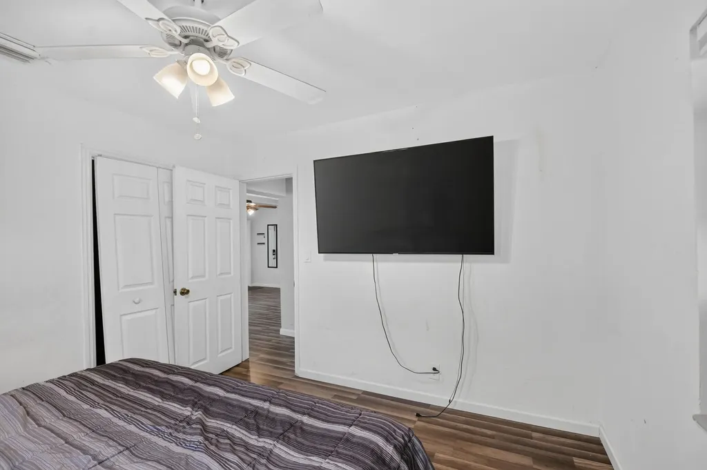 512 SE 1st Street Boynton Beach FL 33435