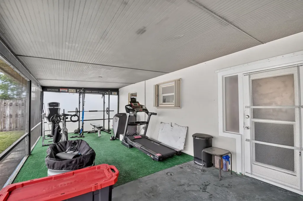 512 SE 1st Street Boynton Beach FL 33435