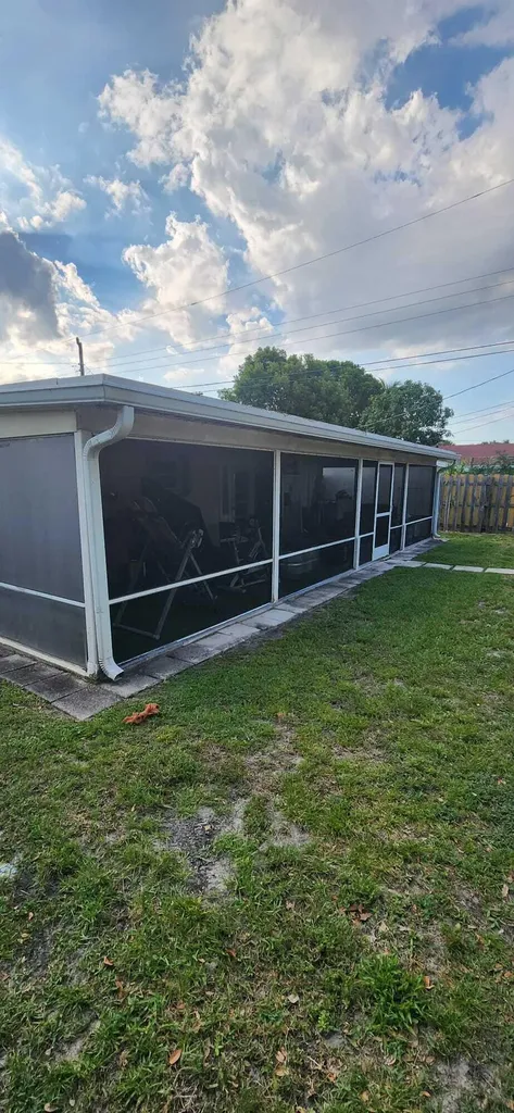 512 SE 1st Street Boynton Beach FL 33435