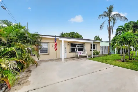 512 SE 1st Street Boynton Beach FL 33435