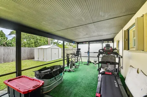 512 SE 1st Street Boynton Beach FL 33435