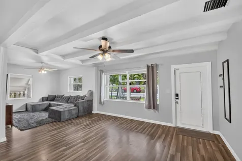 512 SE 1st Street Boynton Beach FL 33435