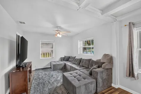 512 SE 1st Street Boynton Beach FL 33435