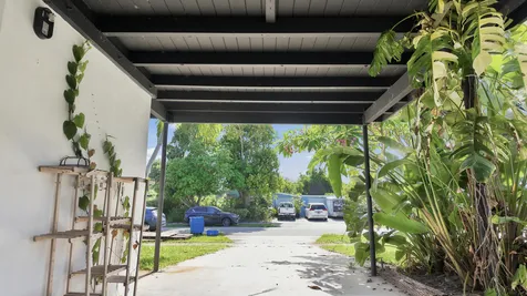 720 S 11th Street Lantana FL 33462