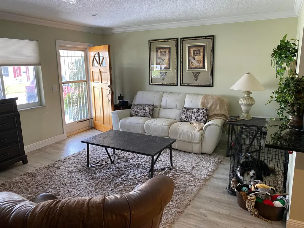 1101 Leisure Lane Boynton Beach FL 33426