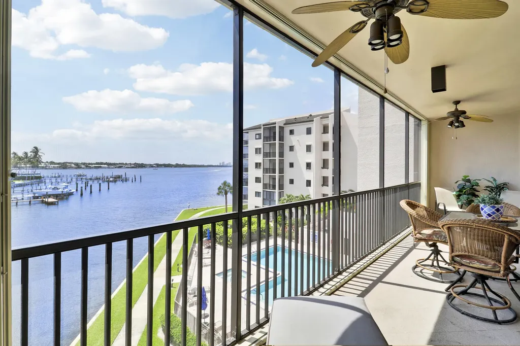 11370 Twelve Oaks Way North Palm Beach FL 33408