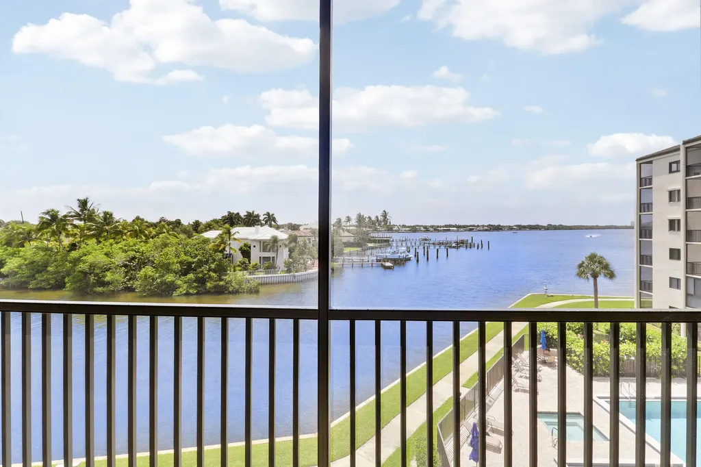 11370 Twelve Oaks Way North Palm Beach FL 33408